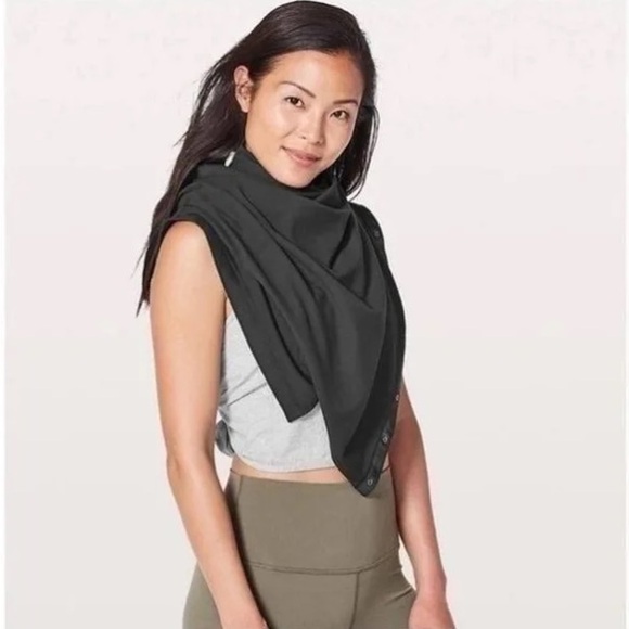 Lululemon Vinyasa Scarf Rulu Hyper Stripe Black Soot button wrap scarf or shawl - Picture 1 of 4